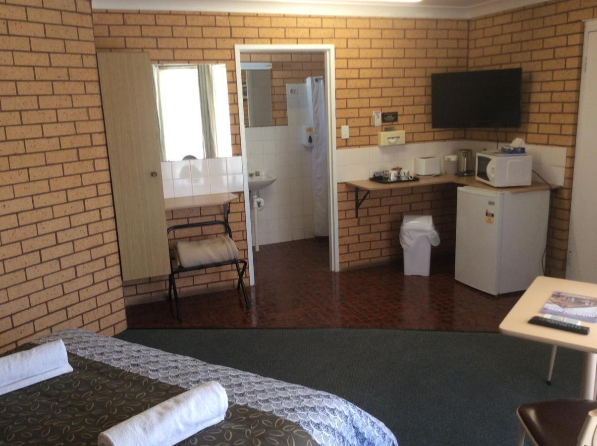 Cross Roads Motel Cobar Exterior foto