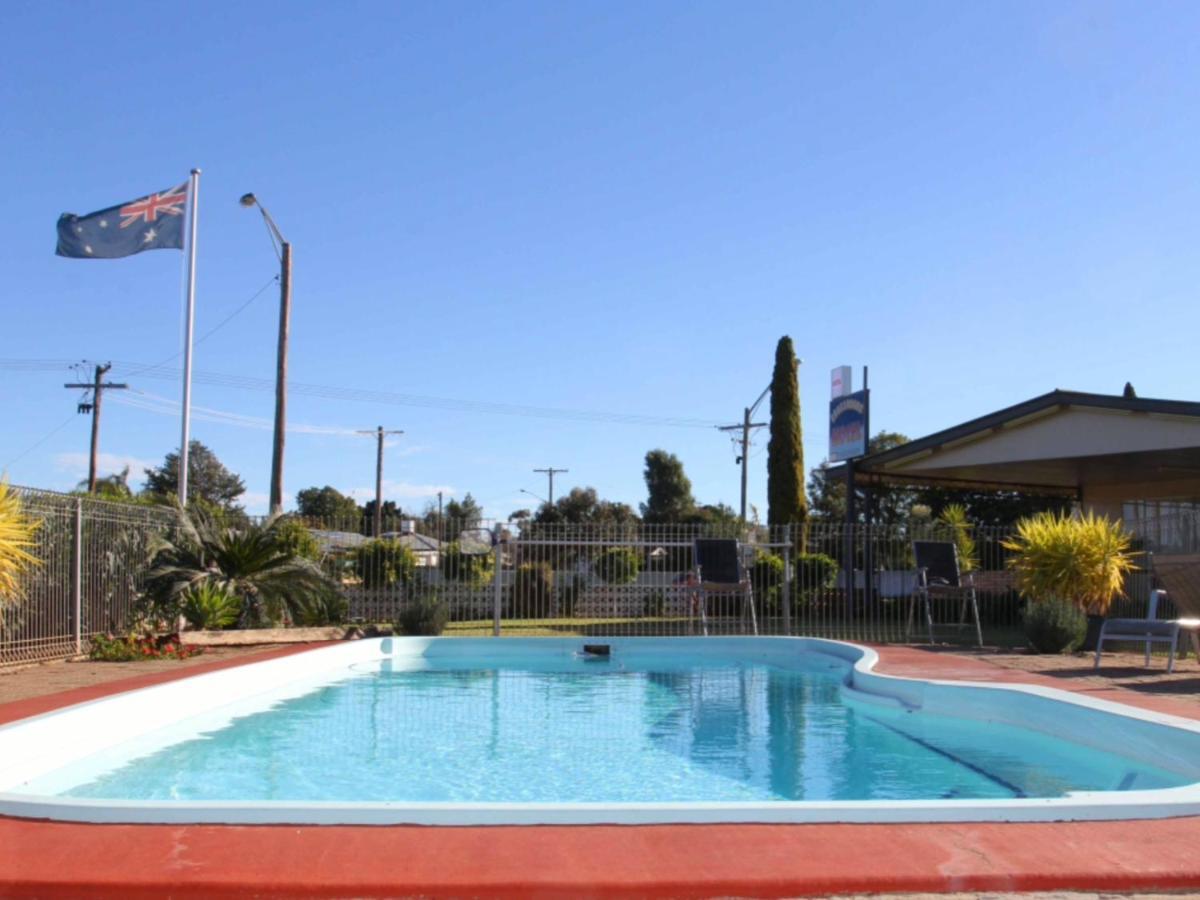 Cross Roads Motel Cobar Exterior foto